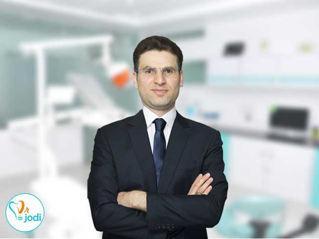 دکتر علی سجودی متخصص ایمپلنت‌ دندان